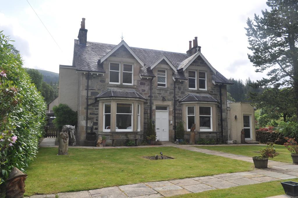Airlie House Self Catering Villa Strathyre Exterior photo